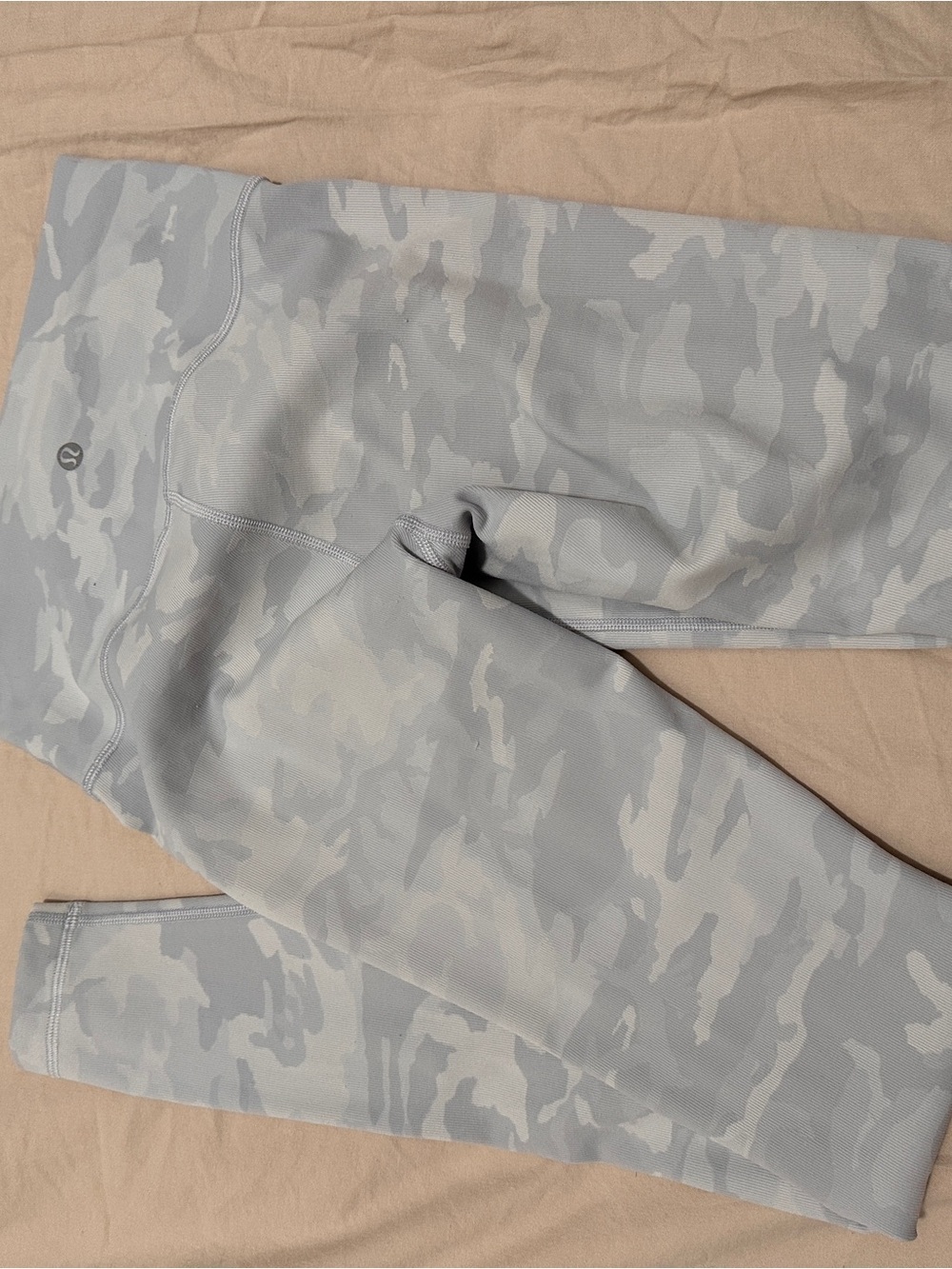lululemon women’s Gray Camo Performance Leggings